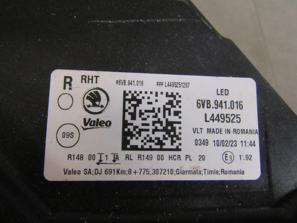 Prednji far SKODA FABIA IV 4 LED 21- RH desni 6VB941016