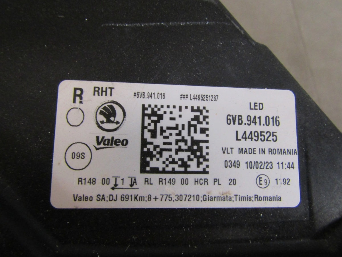 Prednji far SKODA FABIA IV 4 LED 21- RH desni 6VB941016