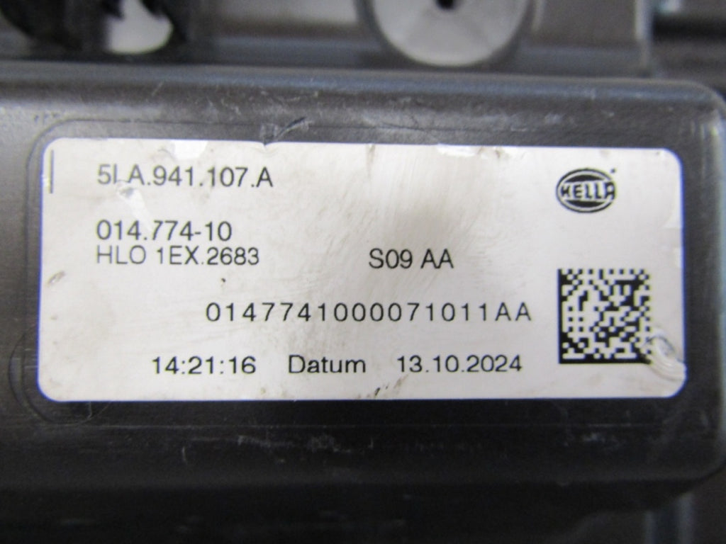 Prednji far Atrapa grill Skoda Enyaq 5LA LED 20- 5LA941107A