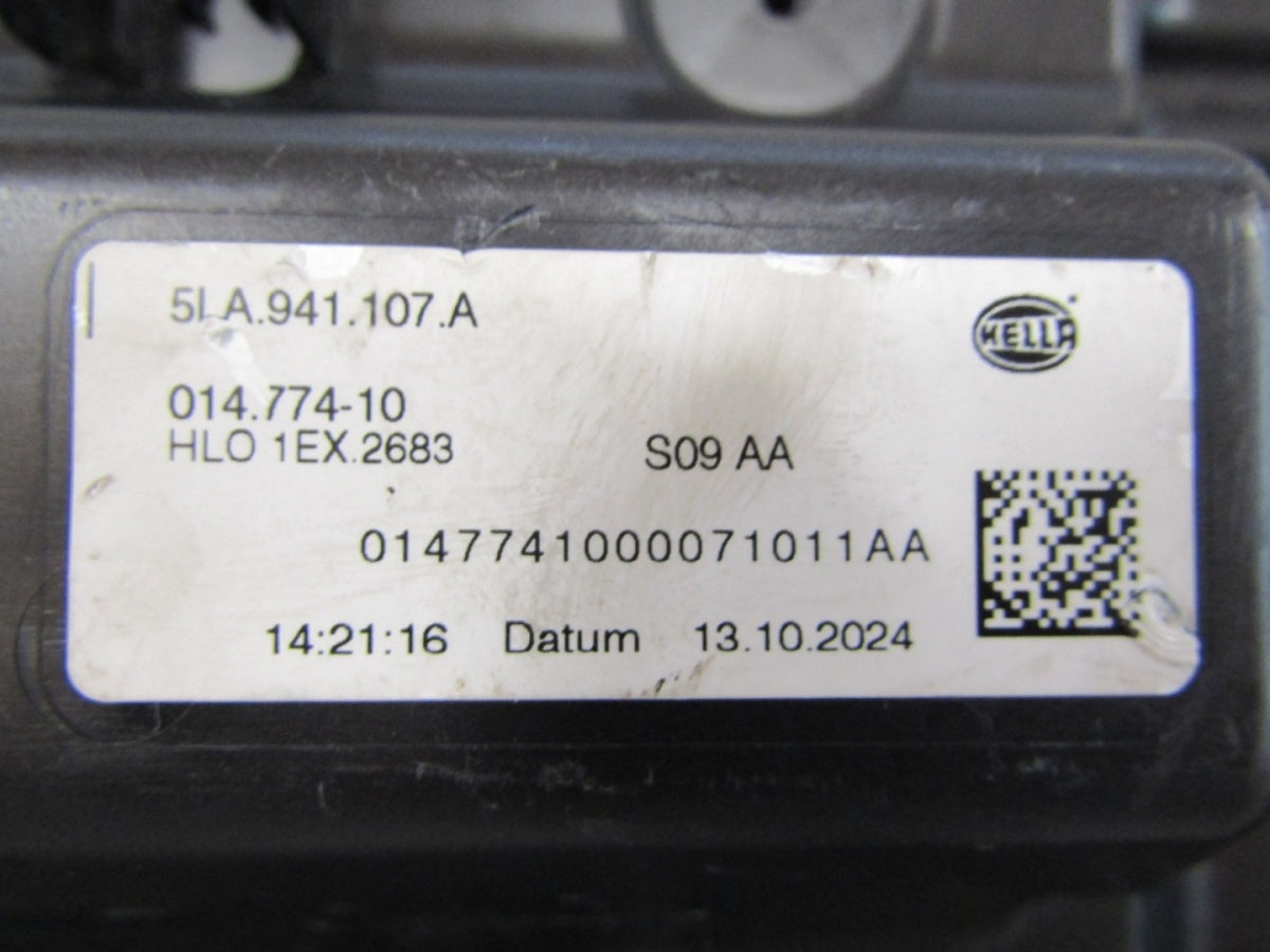 Prednji far Atrapa grill Skoda Enyaq 5LA LED 20- 5LA941107A