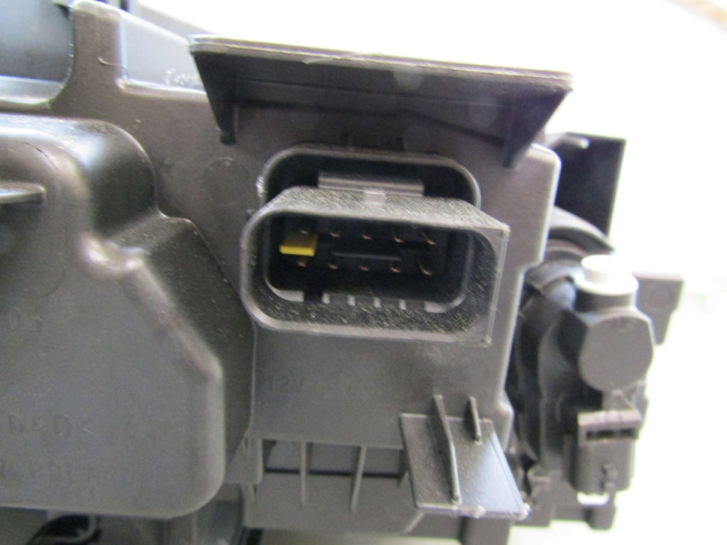 Prednji far CITROEN E-C3 C3 C3 AIRCROSS IV 4 LED 24- LH 9851349180