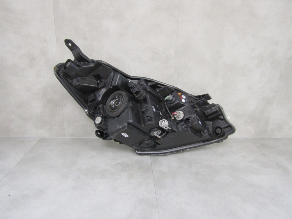 Prednji far TOYOTA YARIS 3 III LIFT halogen sa sočivom 14-17 LH