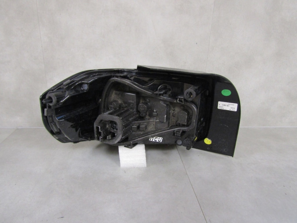 Stop svjetlo CITROEN C3 IV halogen 24- RH 9848892180