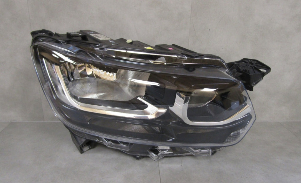 Prednji far TOYOTA PROACE CITY halogen RH PRAWA19- 9835780580