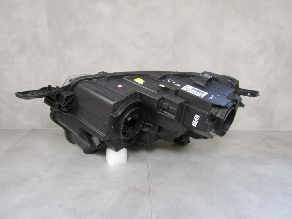 Prednji far TOYOTA PROACE CITY halogen RH PRAWA19- 9835780580