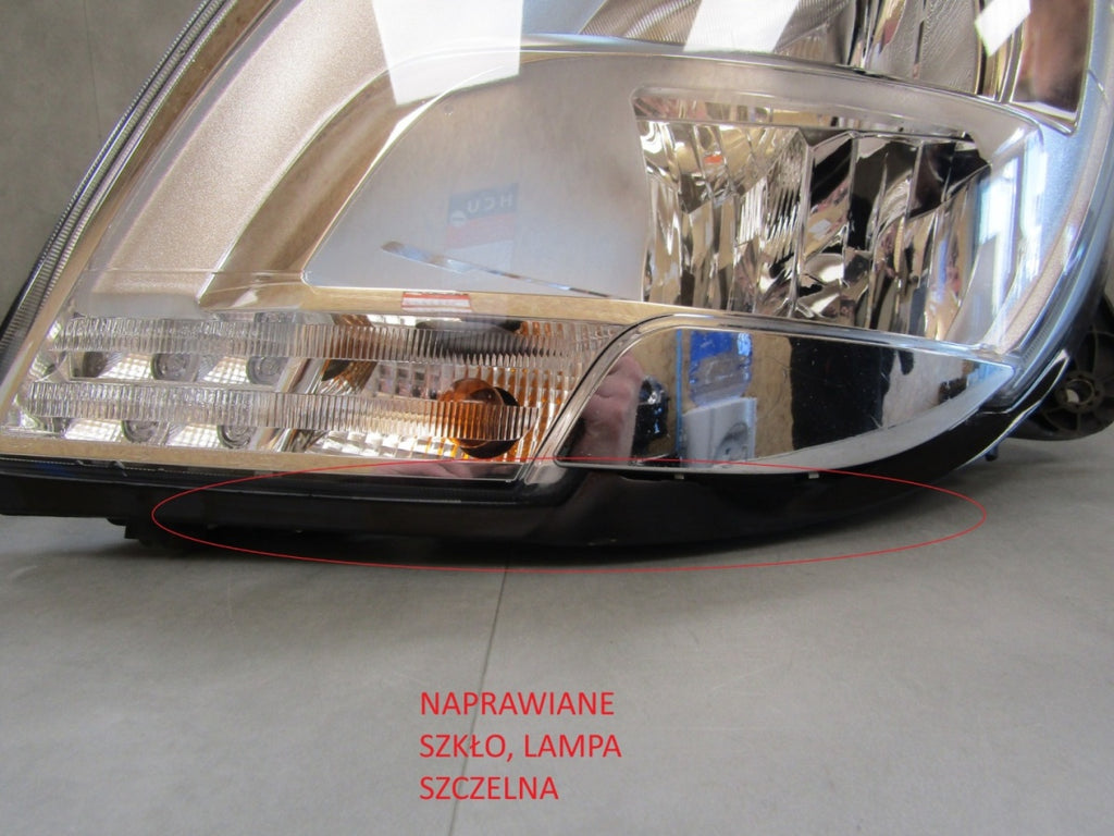 Prednji far DAF XF 106 Euro 6 HELLA LH lijevi 1EX01011631 13-