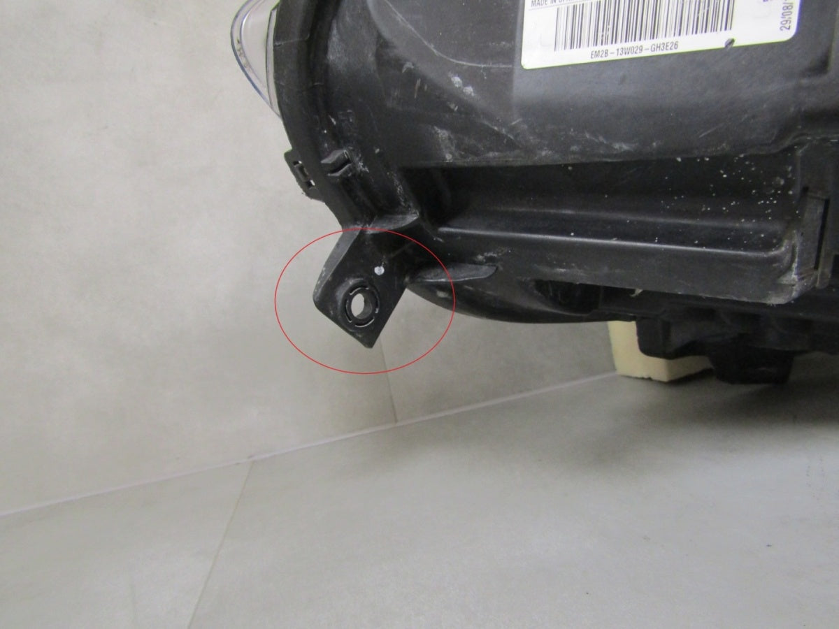 Prednji far FORD SMAX II GALAXY halogen sa sočivom Z LED komplet RH 15- EM2B-13W029