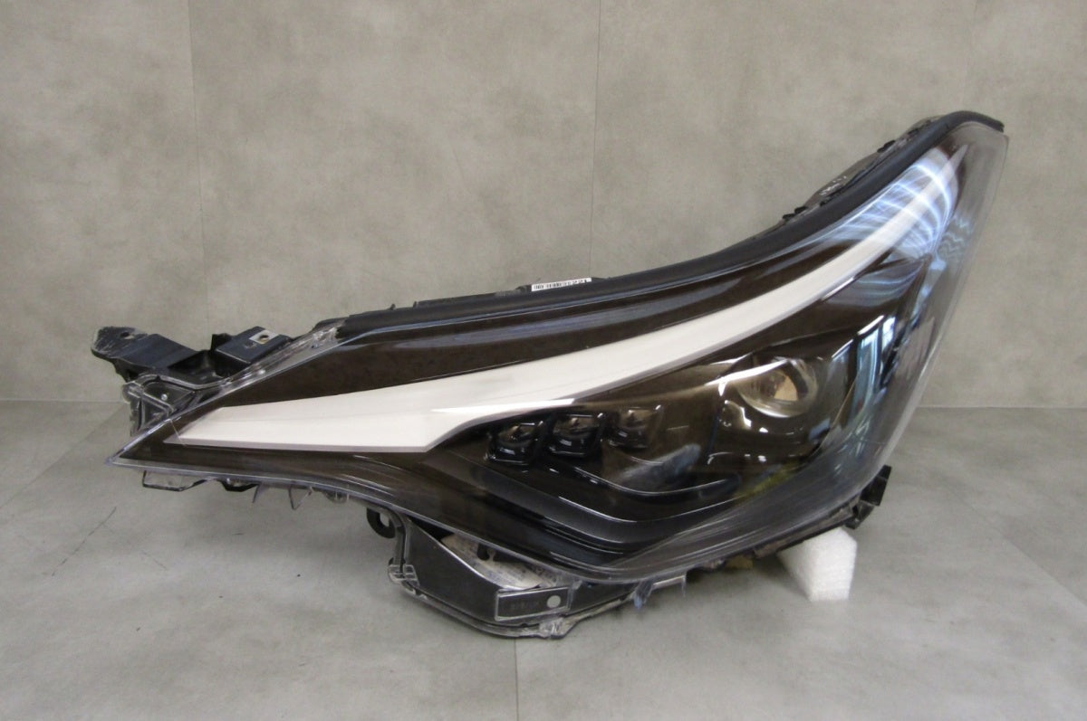 Prednji far TOYOTA CHR CH-R 1 I LIFT FULL LED 20-23 LH 81150-YP280