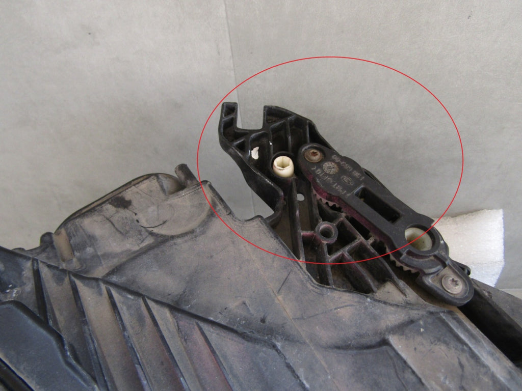 Prednji far AUDI A6 RS6 C7 LIFT MATRIX 14-18 RH 4G0941036