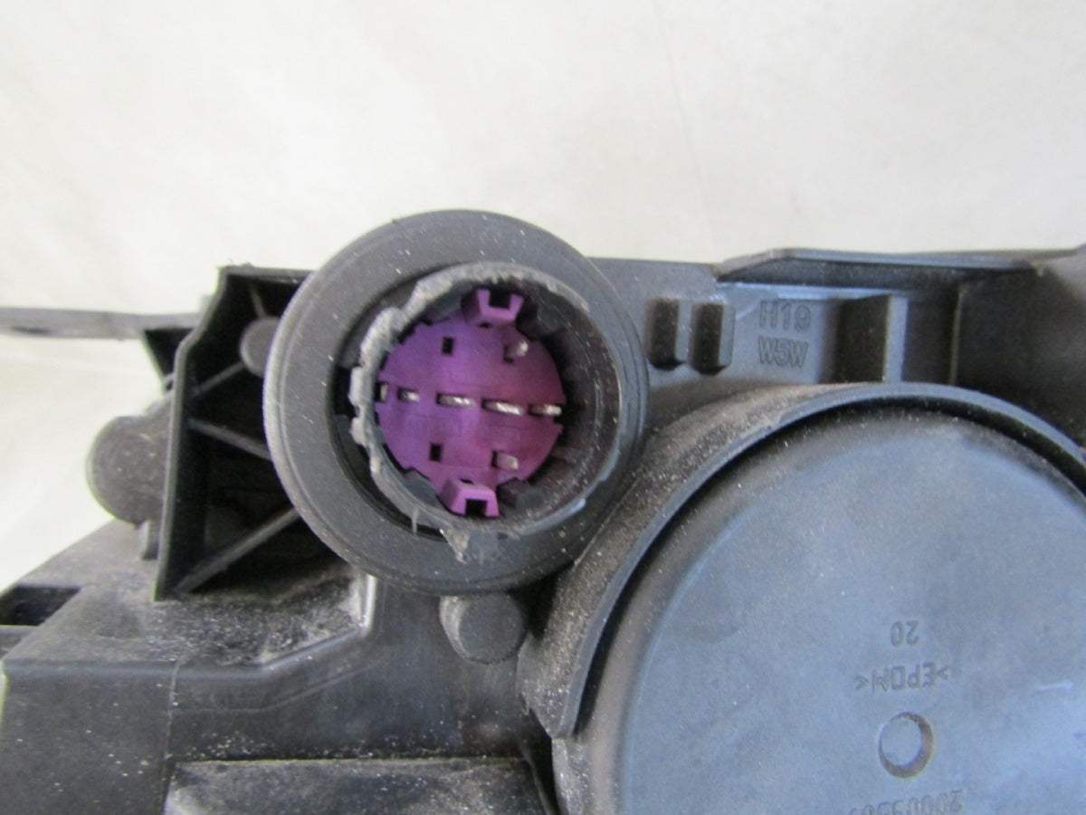 Prednji far FIAT 500E II 2 halogen RH desni 20- 521400300
