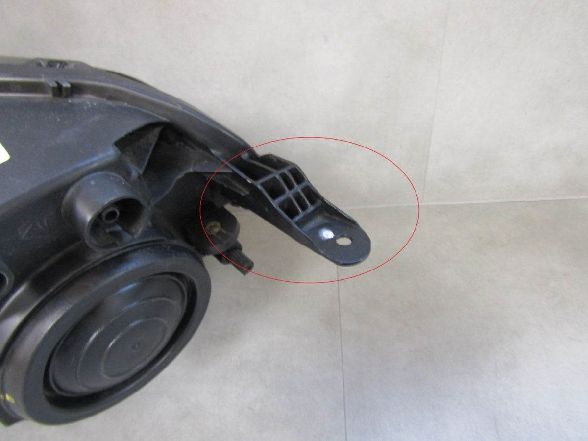 Prednji far FORD ECOSPORT 2 II halogen sa sočivom RH LIFT 17-21 GN15-13W029-YA