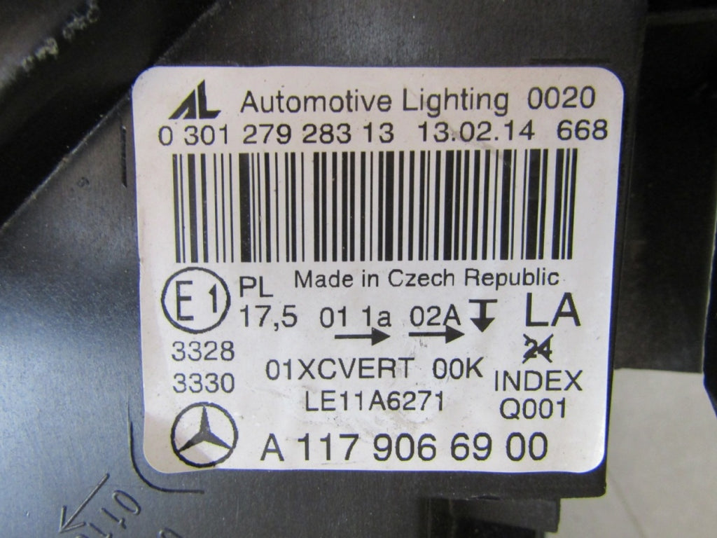 Prednji far MERCEDES CLA W117 AMG xenon zakretni 13-16 LH lijevi A1179066900