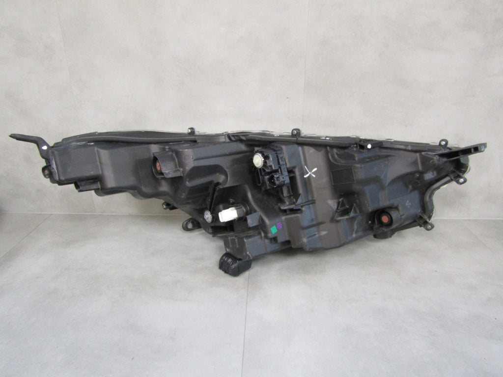 Prednji far TOYOTA YARIS IV GR SPORT LED 20- LH lijevi