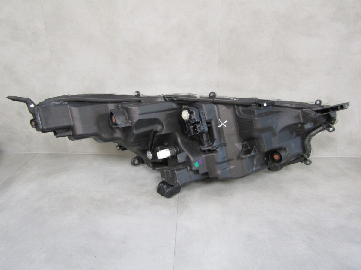 Prednji far TOYOTA YARIS IV GR SPORT LED 20- LH lijevi