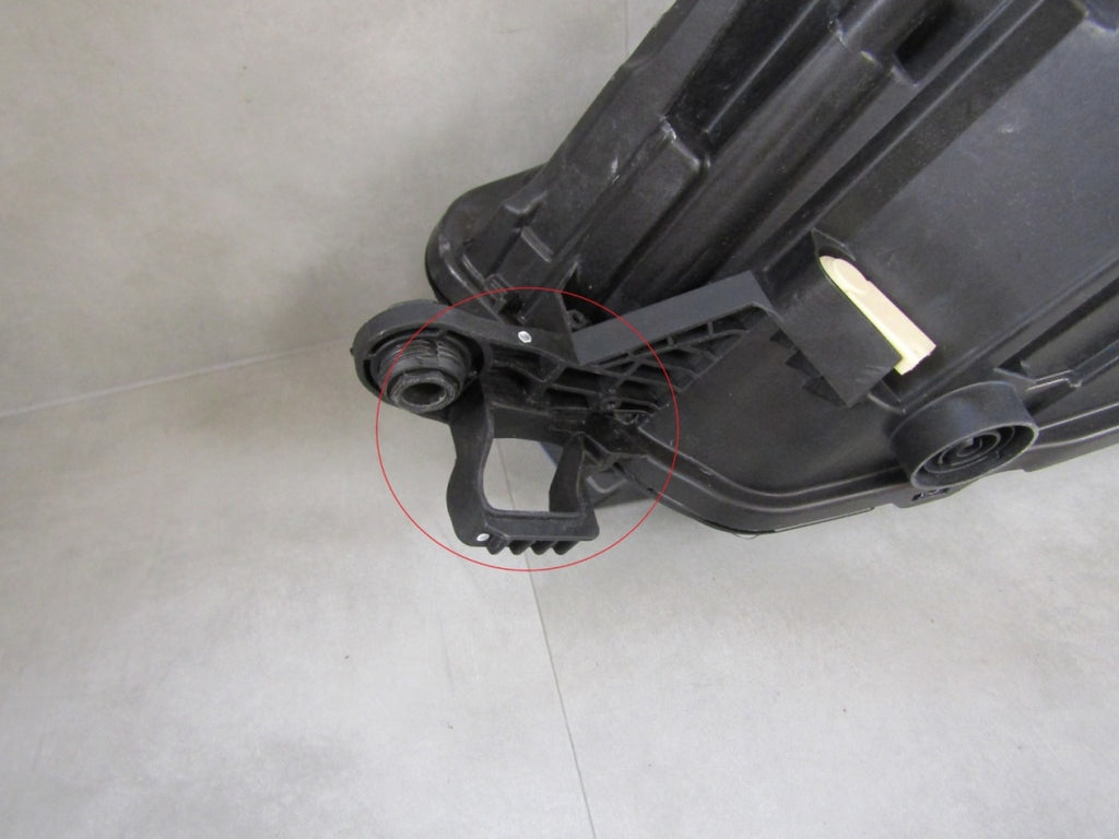 Prednji far SKODA FABIA IV 4 LED 21- RH desni 6VB941016