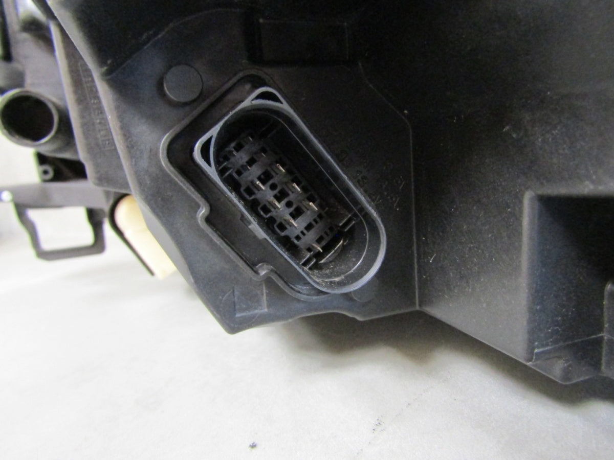 Prednji far SKODA FABIA IV 4 LED 21- RH desni 6VB941016