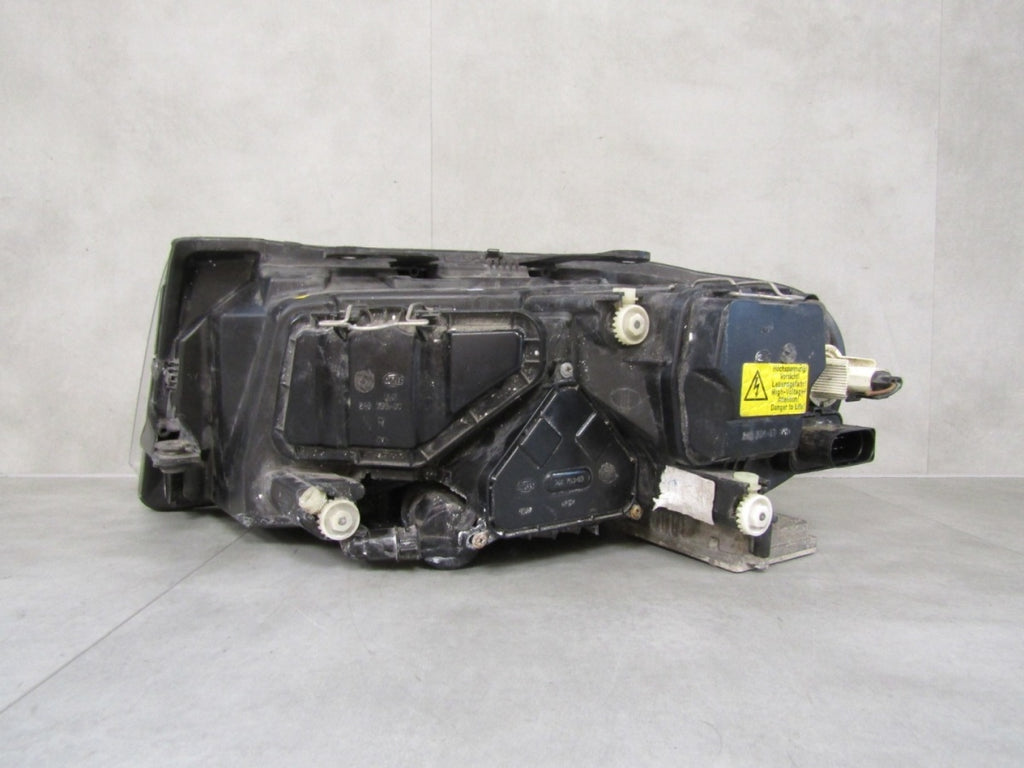 Prednji far SKODA SUPERB I xenon nezakretni RH desni 01-06