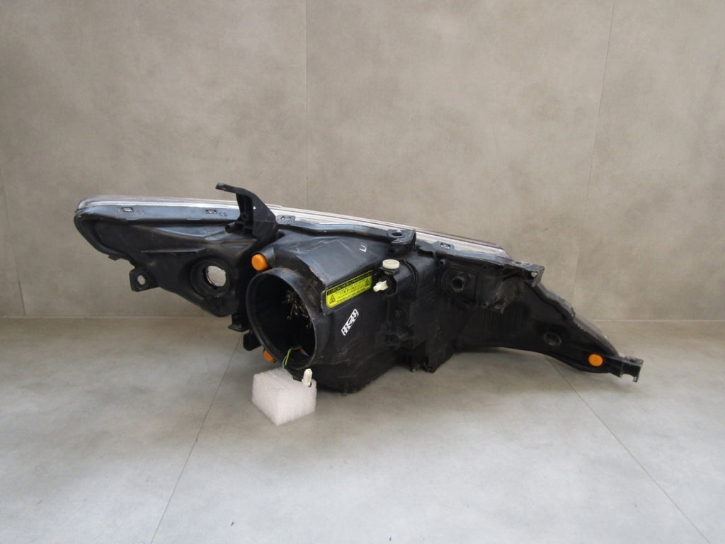 Prednji far TOYOTA AURIS 2 II xenon zakretni 12-15 LH lijevi