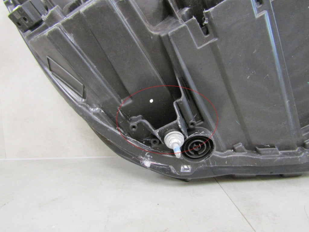 Prednji far OPEL CORSA F halogen 19-23 LH lijevi 9829465580