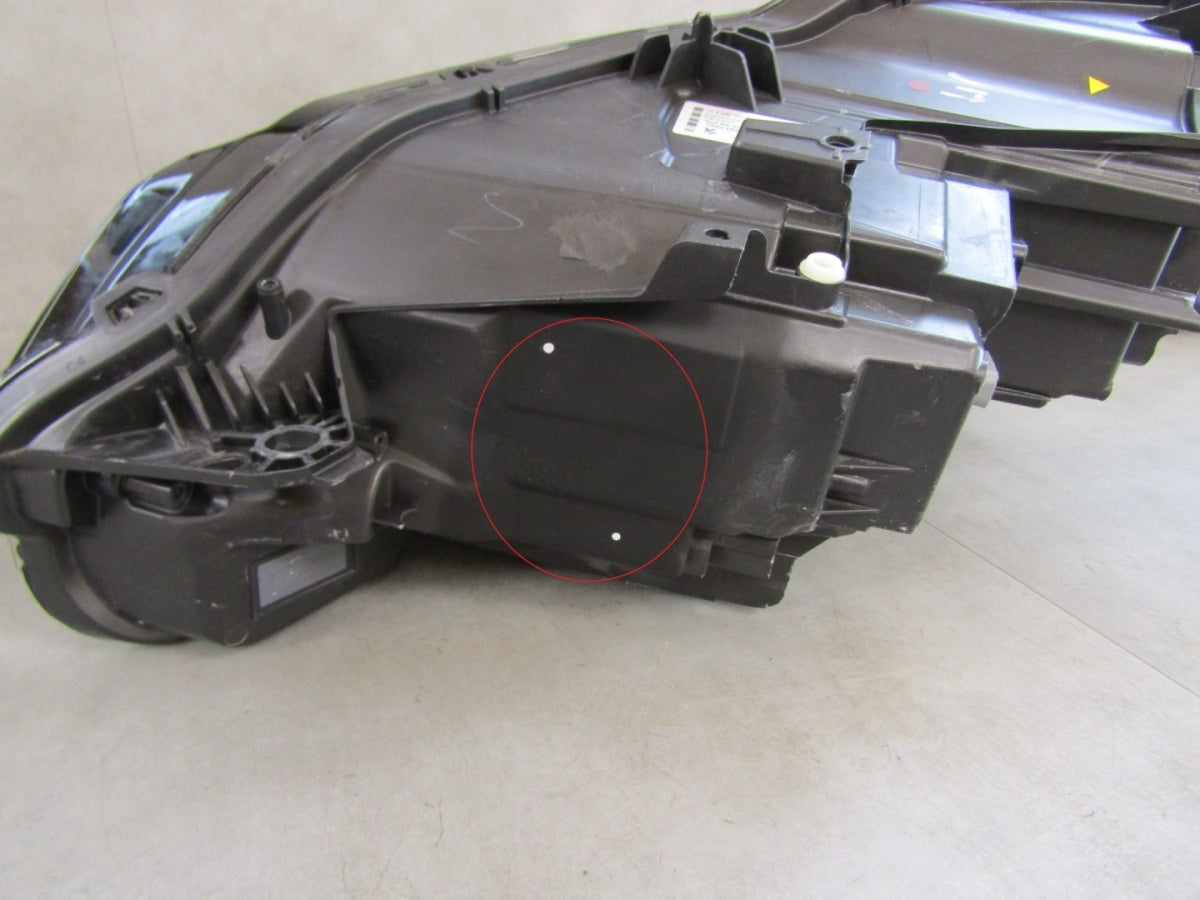 LAMPA desni PEUGEOT 3008 5008 II 2 LIFT LED RH desni 20-24 89914772