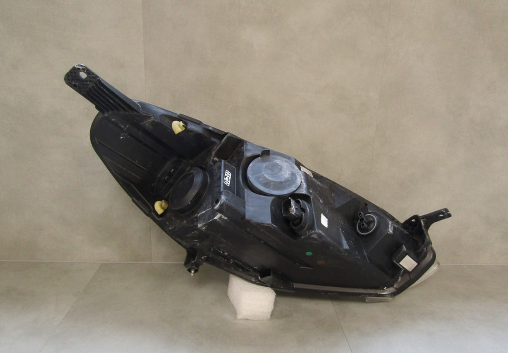 Prednji far Ford Fiesta MK8 sa sočivom LED 17-21 LH L1BB-13101-CD