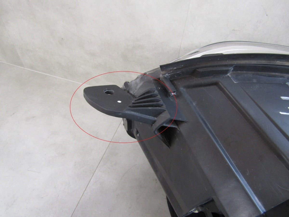 Prednji far PEUGEOT EXPERT 3 III TRAVELLER halogen 16-23 RH desni 00207222-04