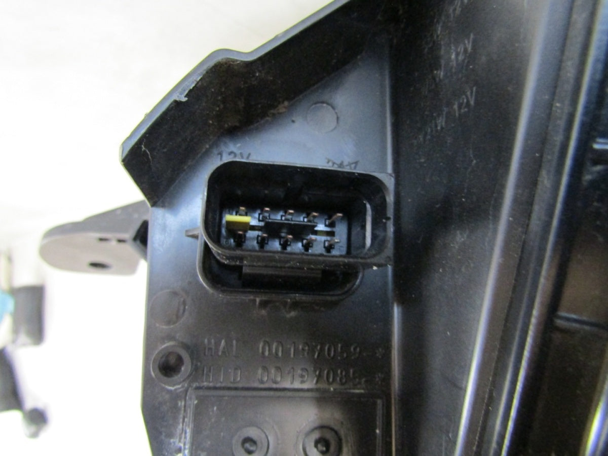 Prednji far PEUGEOT EXPERT 3 III TRAVELLER halogen 16-23 RH desni 00207222-04