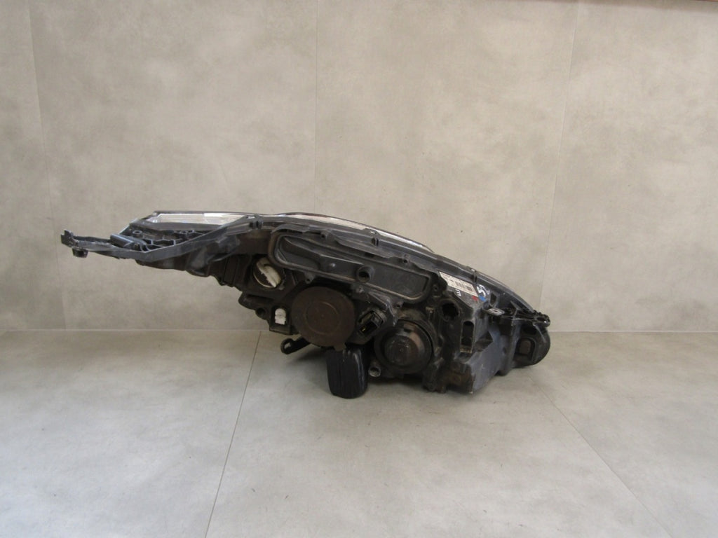Prednji far PEUGEOT 208 I LIFT halogen sa sočivom Z LED 15-19 LH lijevi 9810805780