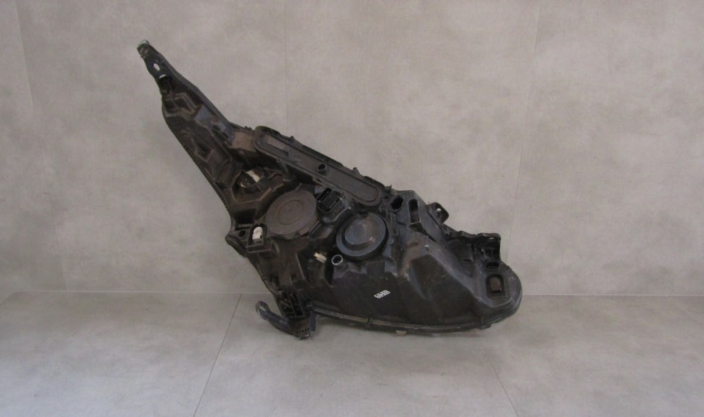Prednji far PEUGEOT 208 I LIFT halogen sa sočivom Z LED 15-19 LH lijevi 9810805780