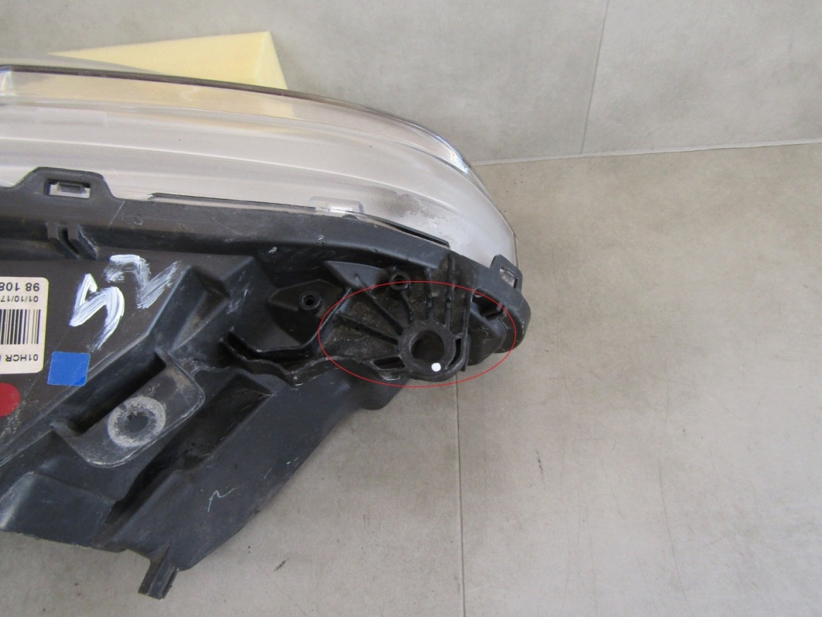 Prednji far PEUGEOT 208 I LIFT halogen sa sočivom Z LED 15-19 LH lijevi 9810805780