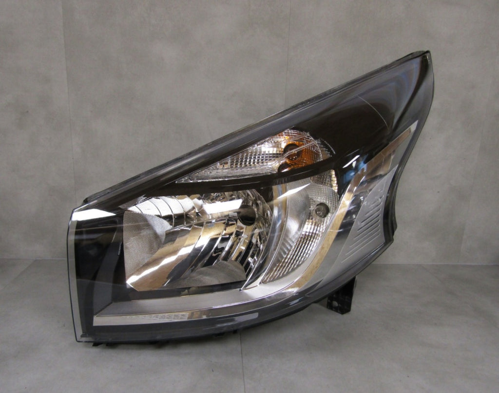 Prednji far RENAULT TRAFIC 3 III halogen 14-19 LH 260608912R