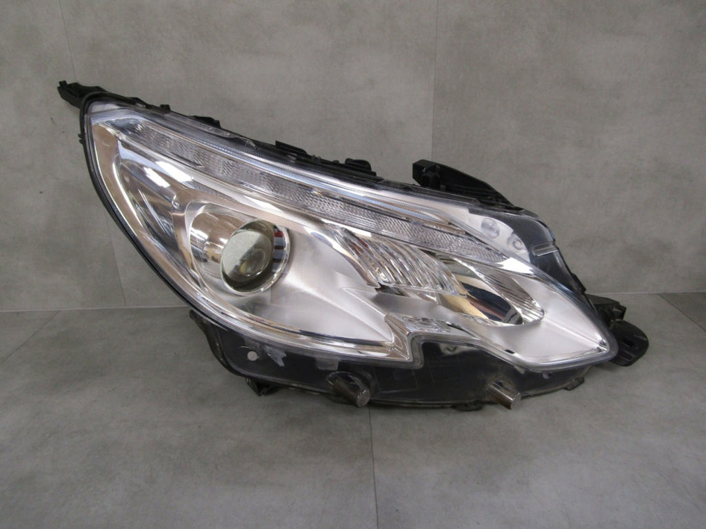 Prednji far PEUGEOT 2008 I halogen sa sočivom RH desni 9815403080 13-16