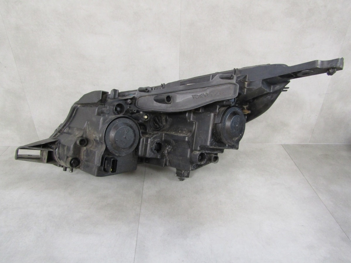Prednji far PEUGEOT 2008 I halogen sa sočivom RH desni 9815403080 13-16