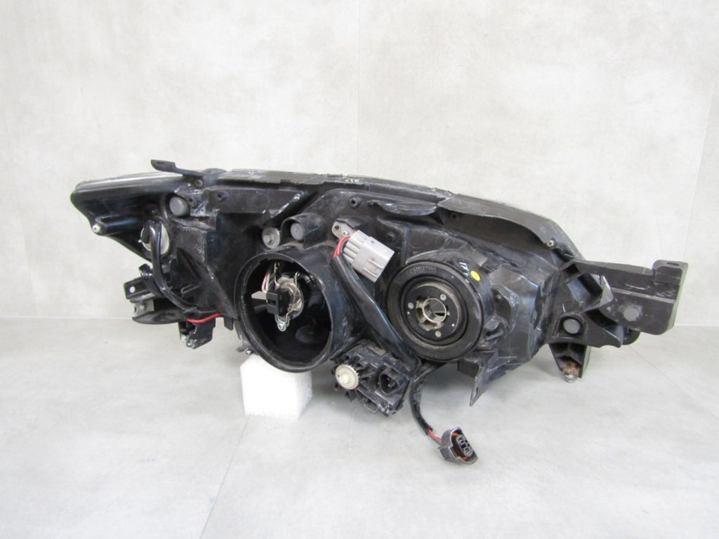 Prednji far SUBARU IMPREZA 3 III halogen sa sočivom LH lijevi 07-11
