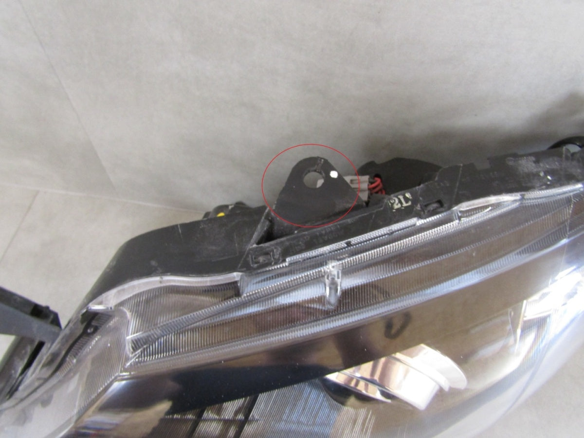 Prednji far SUBARU IMPREZA 3 III halogen sa sočivom LH lijevi 07-11