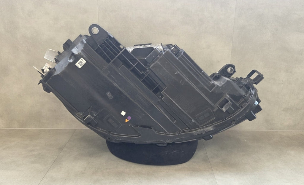 Prednji far VOLKSWAGEN PASSAT B9 FULL LED TOP 23- LH lijevi 3J1941035