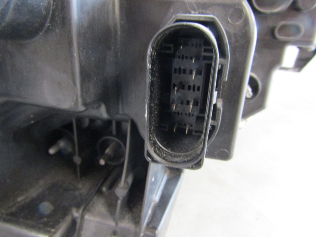 Prednji far SKODA KAROQ LIFT LED 21- LH lijevi 57B941035