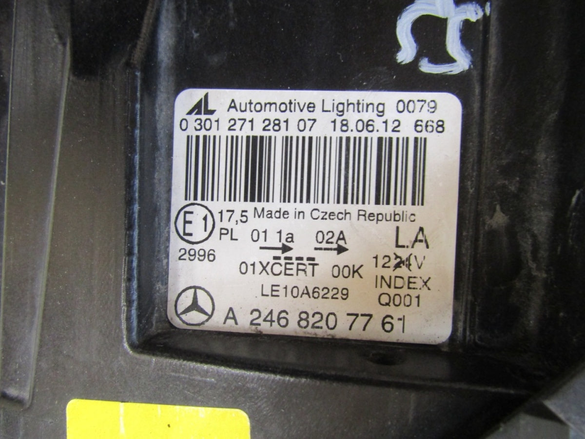 Prednji far MERCEDES B klasa W246 xenon zakretni ILS LH lijevi 11-14 A2468207761