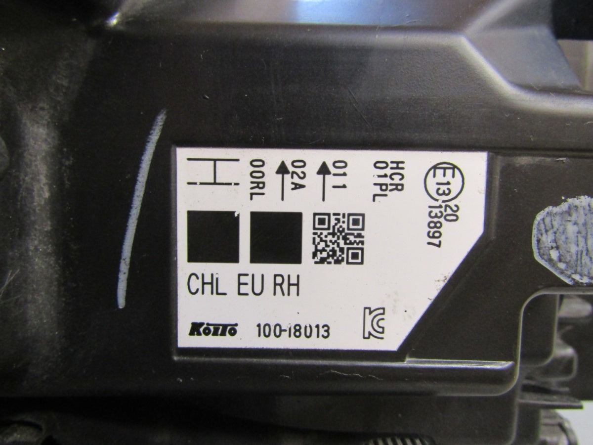 Prednji far NISSAN QASHQAI J11 halogen sa sočivom Z LED RH desni 13-17 100-18013