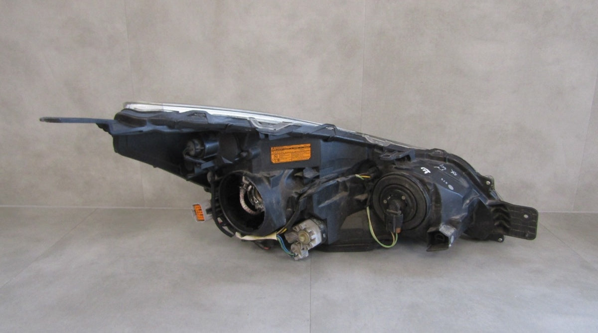 Prednji far SUBARU LEGACY V OUTBACK IV xenon 09-12 LH lijevi