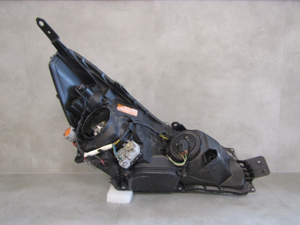 Prednji far SUBARU LEGACY V OUTBACK IV xenon 09-12 LH lijevi