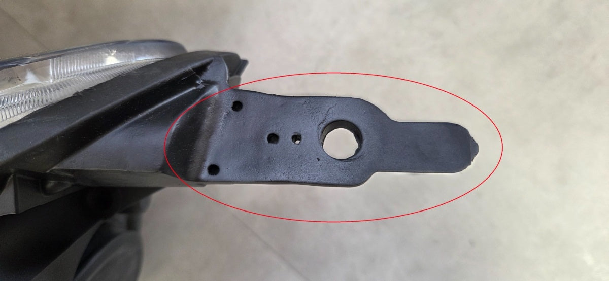 Prednji far TOYOTA PROACE 2 II xenon nezakretni 16-23 desni RH 9808237480-00
