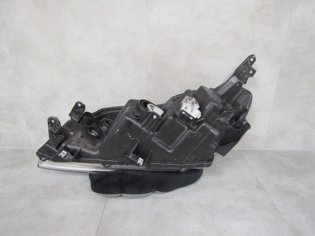 Prednji far SUZUKI VITARA 3 III LED 15-18 RH desni 100-18095