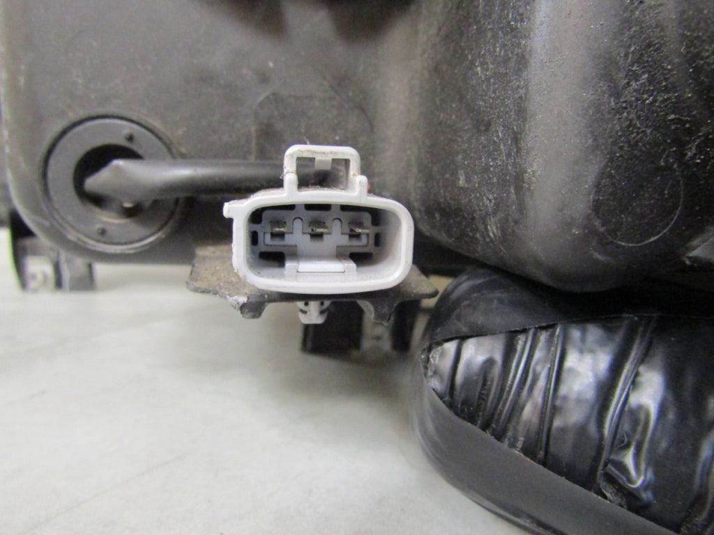 Prednji far SUZUKI VITARA 3 III LED 15-18 RH desni 100-18095