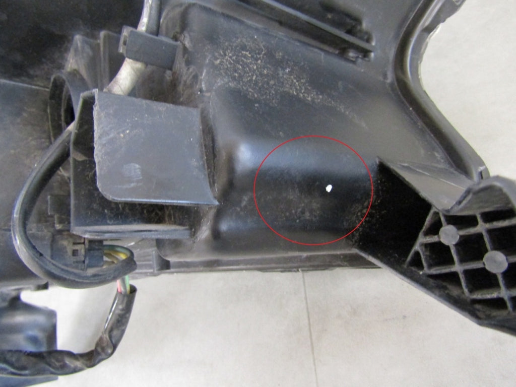 Prednji far FORD RANGER 3 III LIFT 15-18 halogen sa sočivom LH lijevi
