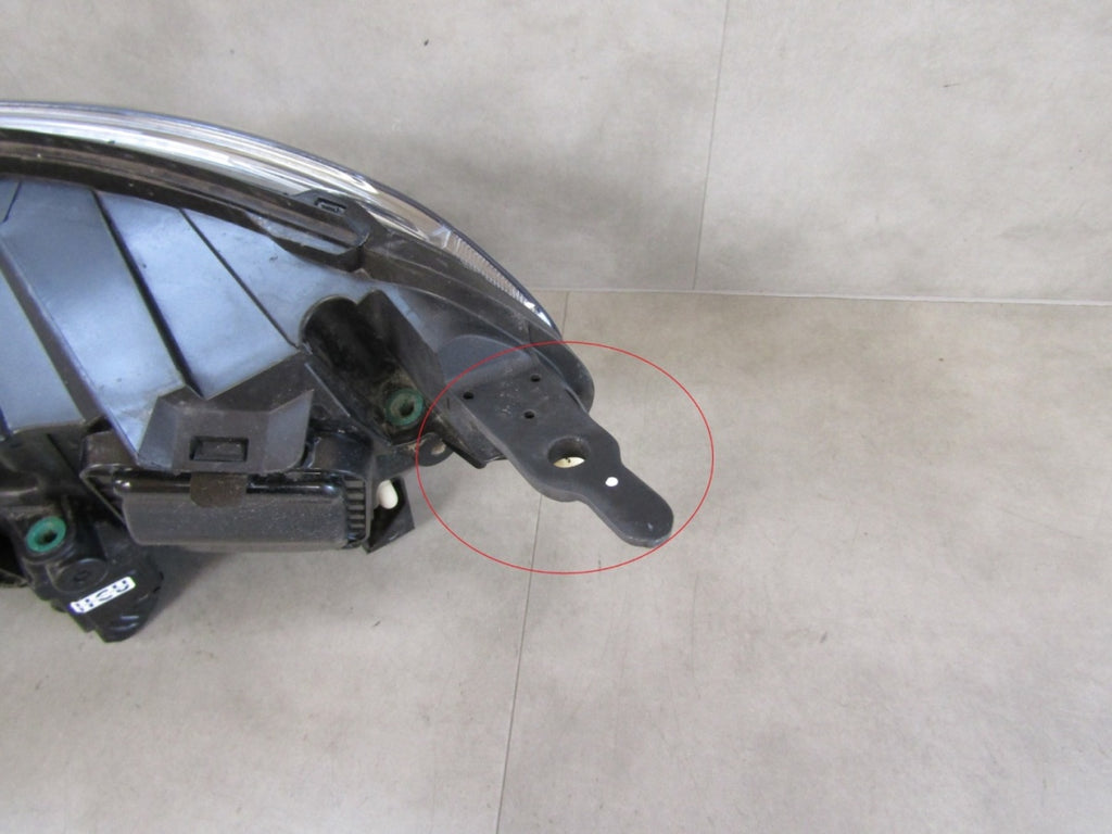 Prednji far CITROEN JUMPY III 3 16-23 VIVARO halogen 19-23 RH 9808567680