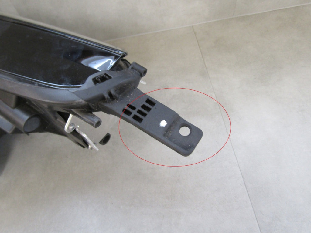 Prednji far FORD KUGA 3 III MK3 LIFT LED 24- RH PV4B-13E014-CE