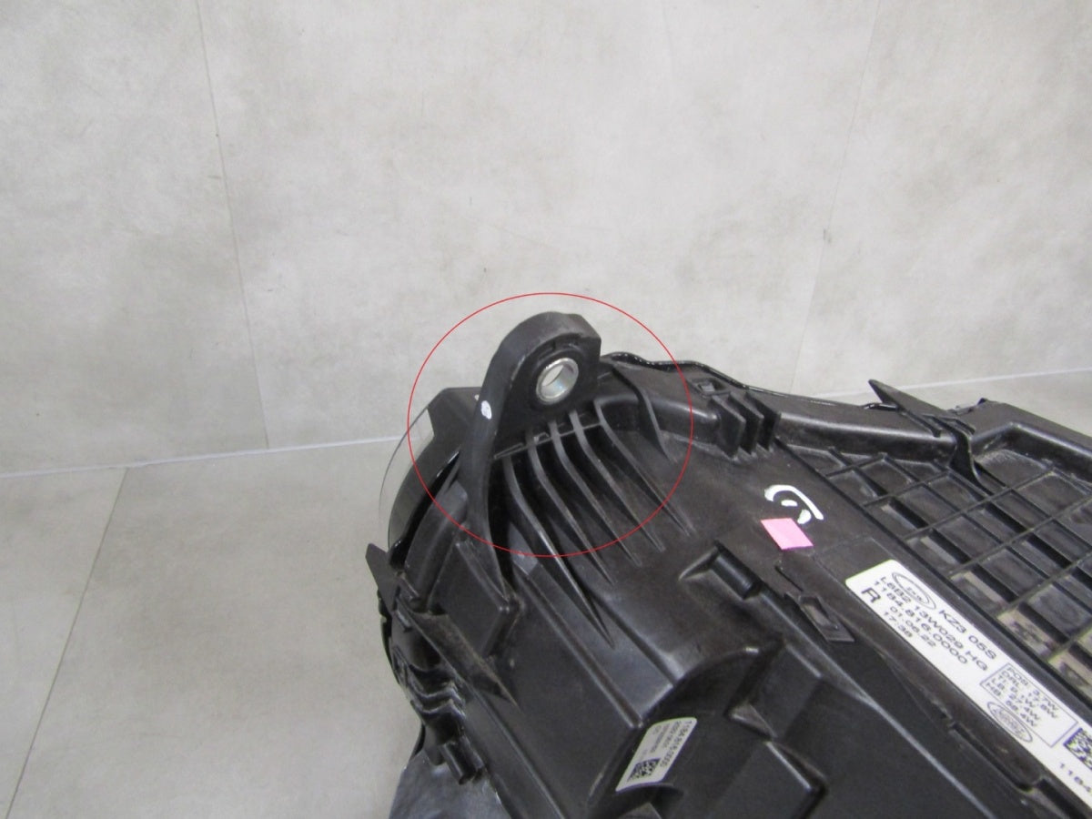 Prednji far LAND ROVER DEFENDER II FULL LED 20- RH desni L8B213W029HG