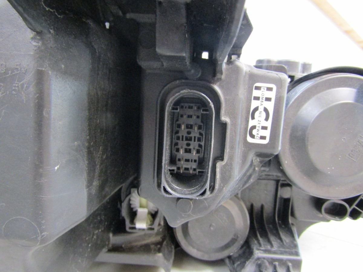 Prednji far VOLKSWAGEN PASSAT B8 LIFT LED 19-23 LH lijevi