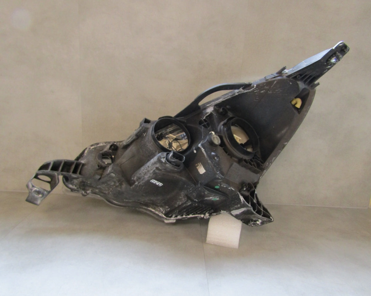 Prednji far CITROEN C3 LIFT DS3 halogen 09-14 RH
